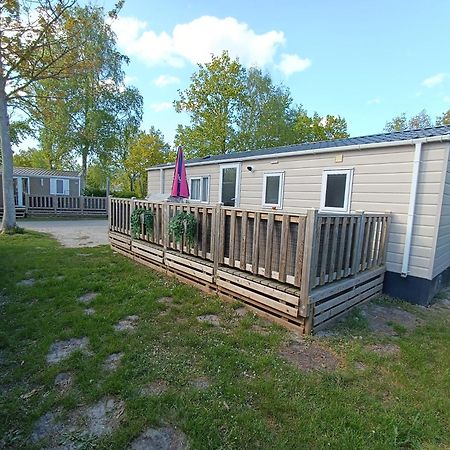 Bj Chalets - De Rug 1 - Vakantiepark Lauwersoog - Luxe Chalet Met Vaatwasser! Vroege Incheck! المظهر الخارجي الصورة