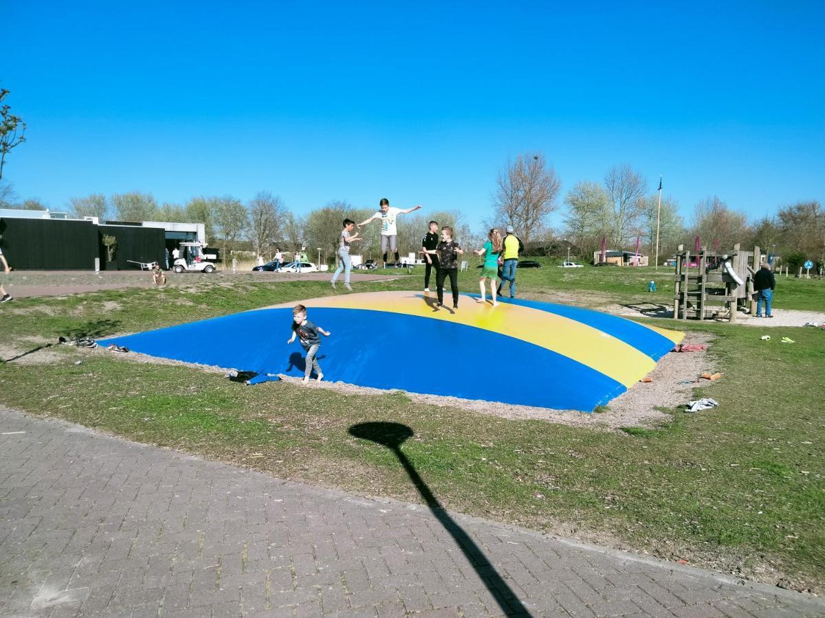 Bj Chalets - De Rug 1 - Vakantiepark Lauwersoog - Luxe Chalet Met Vaatwasser! Vroege Incheck! المظهر الخارجي الصورة