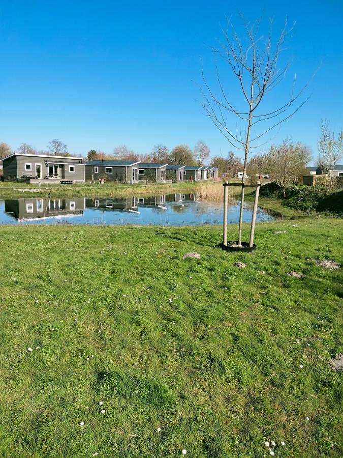 Bj Chalets - De Rug 1 - Vakantiepark Lauwersoog - Luxe Chalet Met Vaatwasser! Vroege Incheck! المظهر الخارجي الصورة